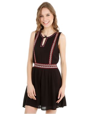 Vestido-Capricho-com-Bordado-Etnico-Preto-8020085-Preto_1
