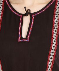 Vestido-Capricho-com-Bordado-Etnico-Preto-8020085-Preto_4
