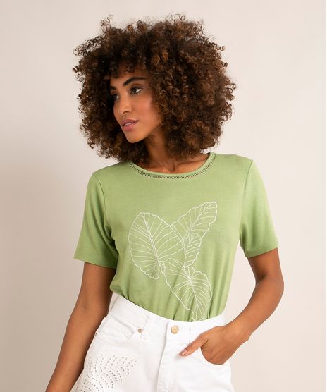 blusa-com-bordado-manga-curta-decote-redondo-alem-dos-mares-salvador-preta-gil-verde-1010990-Verde_1