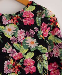 maio-infantil-manga-longa-estampado-floral-com-protecao-uv50--alem-dos-mares-alter-do-chao-preto-1008406-Preto_5