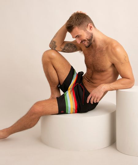 short-com-listras-e-cordao-preto-9989588-Preto_1 short-com-listras-e-cordao-preto-9989588-Preto_1