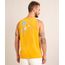 regata-de-algodao-gola-careca-estampa-de-surfistas-amarelo-1011565-Amarelo_1