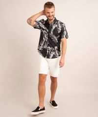 camisa-de-viscose-manga-curta-estampa-folhagens-preto-1011687-Preto_3