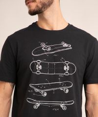 Camiseta Manga Curta Gola Careca Preta Skates detalhe estampa