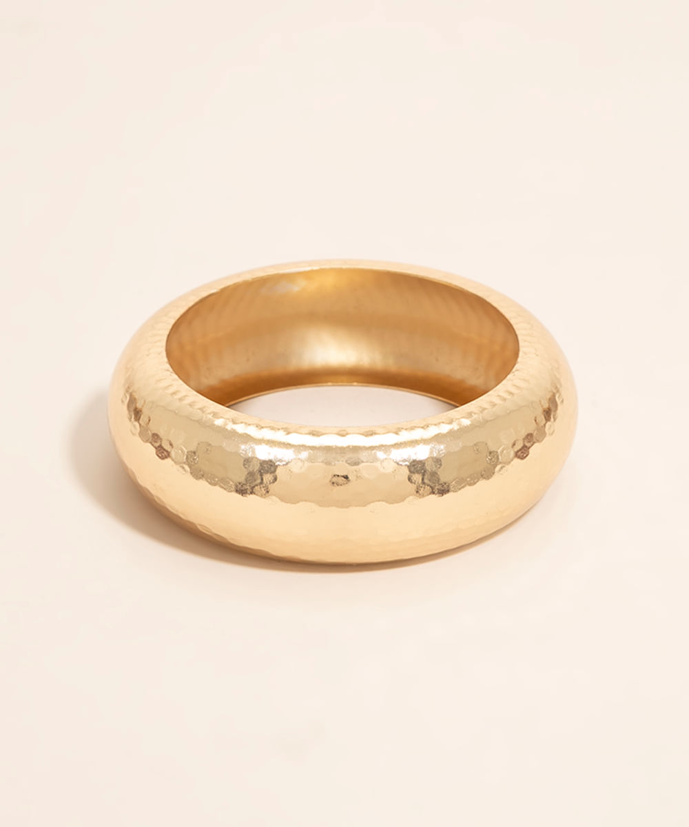 pulseira grossa texturizada além dos mares salvador dourado