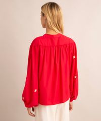camisa-de-viscose-manga-bufante-gola-padre-decote-v-com-bordado-vermelha-9995363-Vermelho_2