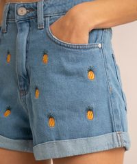 short-mom-jeans-com-bordado-de-abacaxi-cintura-super-alta-azul-medio-1014555-Azul_Medio_4