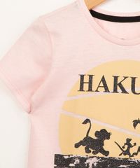 blusa-infantil-de-algodao--hakuna-matata--o-rei-leao-com-glitter-manga-curta-rosa-claro-1010298-Rosa_Claro_4
