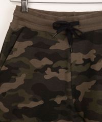 bermuda-juvenil-de-moletom-com-estampa-camuflada-e-cordao-verde-militar-1006651-Verde_Militar_3