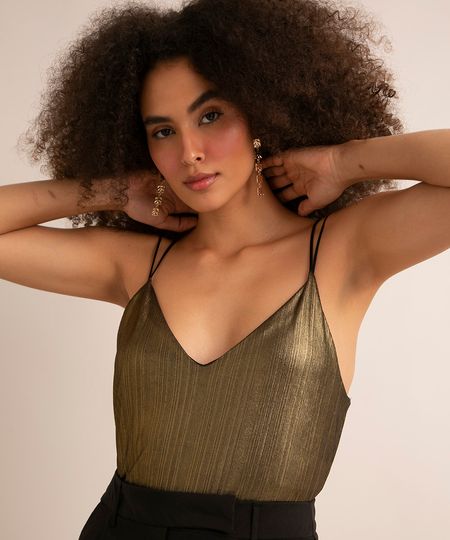 regata-plissada-alca-fina-decote-v-dourado-1012676-Dourado_1 regata-plissada-alca-fina-decote-v-dourado-1012676-Dourado_1