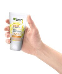 Protetor-Hidratante-Facial-Garnier-Uniform---Matte-Vitamina-C-FPS-50-Cor-Clara--40g-Unico-1009805-Unico_7
