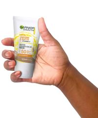 Protetor-Hidratante-Facial-Garnier-Uniform---Matte-Vitamina-C-FPS-50-Cor-Morena-40g-Unico-1009807-Unico_7