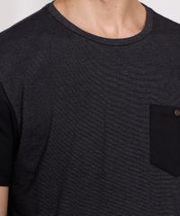 Camiseta-Masculina-Manga-Curta-com-Bolso-Gola-Careca-Preta-9982036-Preto_5