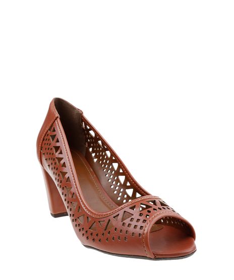 Scarpin-com-Recortes-Vazados-Marrom-Claro-8063396-Marrom_Claro_1