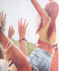 Camiseta-com-Estampa-de-Festival-Branca-8115702-Branco_4