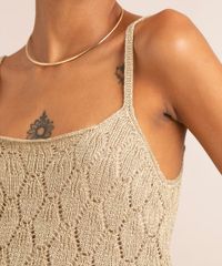 regata-cropped-de-trico-alca-fina-decote-v-dourada-1012601-Dourado_4