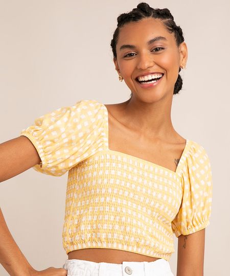 blusa-cropped-manga-bufante-decote-reto-com-lastex-estampa-xadrez-vichy-amarelo-1014212-Amarelo_1
