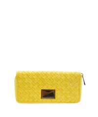 Carteira-com-Detalhe-Trancado-Amarela-8022148-Amarelo_1