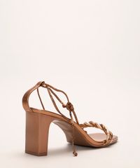 sandalia-feminina-bico-quadrado-salto-reto-medio-com-amarracao-oneself-caramelo-1015804-Caramelo_2