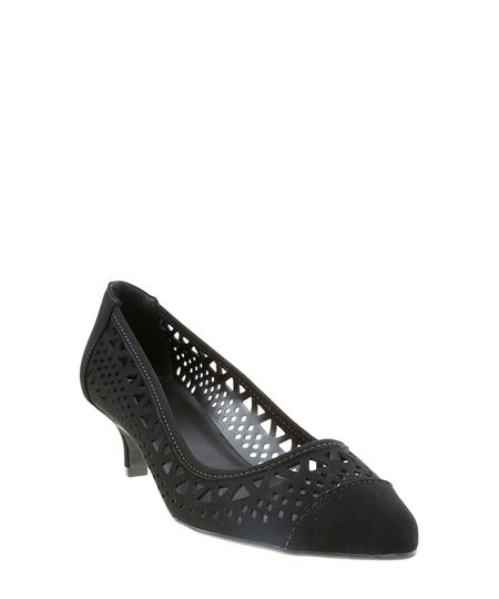 Scarpin-com-Recortes-Vazados-Preto-8060721-Preto_1