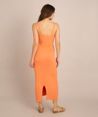 vestido-midi-de-trico-canelado-cut-out-alca-fina-com-fenda-alem-dos-mares-noronha-manu-gavassi-coral-1009746-Coral_2