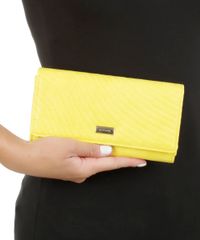 Carteira-em-Matelasse-Amarela-8072149-Amarelo_5