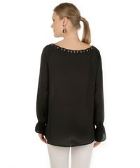 Blusa-com-Laco-Preta-8000055-Preto_2