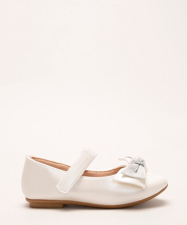 sapatilha infantil metalizada com laço off white 21