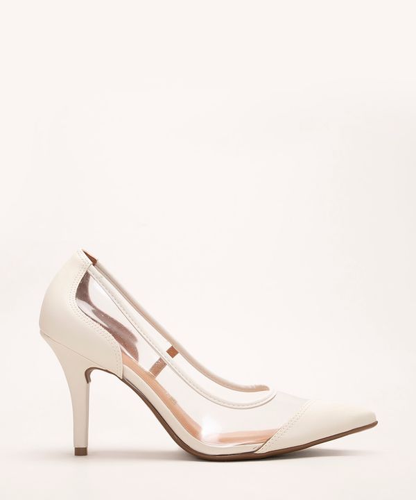 scarpin feminino com recorte em vinil bico fino salto alto fino vizzano bege claro 36