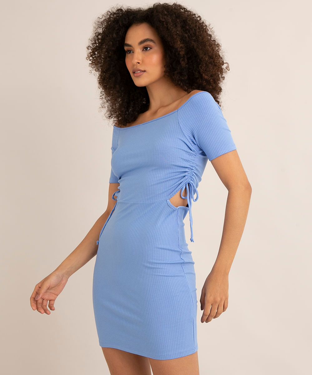vestido curto canelado cut out com amarração manga curta ombro a ombro azul