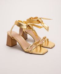 sandalia-feminina-bico-quadrado-salto-quadrado-medio-de-madeira-com-amarracao-alem-dos-mares-dourada-1014357-Dourado_4