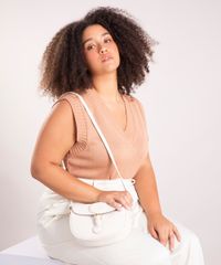 bolsa-crossbody-com-fivela-alca-fina-off-white-1005766-Off_White_2
