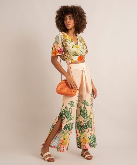 calca-pantalona-estampada-flor-de-jambo-cintura-super-alta-com-fenda-alem-dos-mares-salvador-preta-gil-rosa-1005595-Rosa_1 calca-pantalona-estampada-flor-de-jambo-cintura-super-alta-com-fenda-alem-dos-mares-salvador-preta-gil-rosa-1005595-Rosa_1
