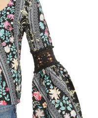 Blusa-Floral-com-Guipir-Preta-8121802-Preto_4