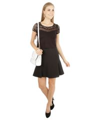 Blusa-Cropped-com-Guipir-Preta-8008055-Preto_3