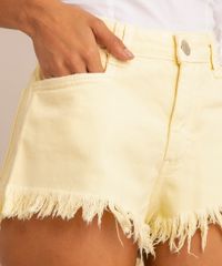 short-de-sarja-barra-desfiada-cintura-alta-amarelo-claro-1012594-Amarelo_Claro_4
