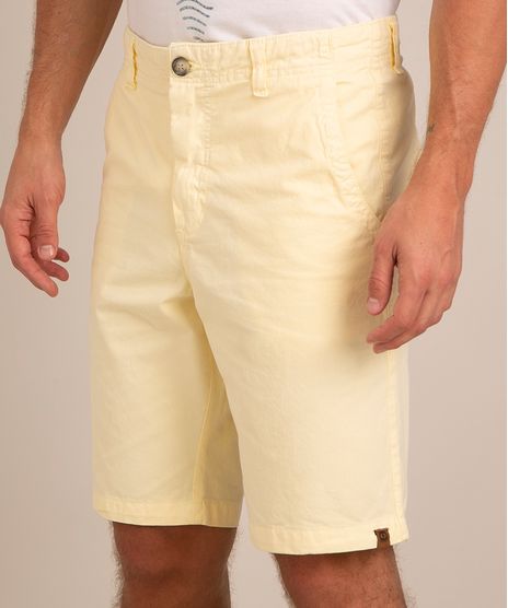 bermuda-reta-de-sarja-basica-com-bolsos-amarelo-claro-1001087-Amarelo_Claro_1