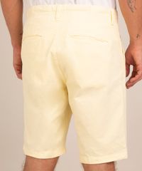 bermuda-reta-de-sarja-basica-com-bolsos-amarelo-claro-1001087-Amarelo_Claro_2