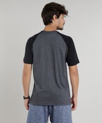 Camiseta-Masculina-Raglan-com-Bolso-Manga-Curta-Gola-Careca-Cinza-Mescla-Escuro-8754505-Cinza_Mescla_Escuro_2