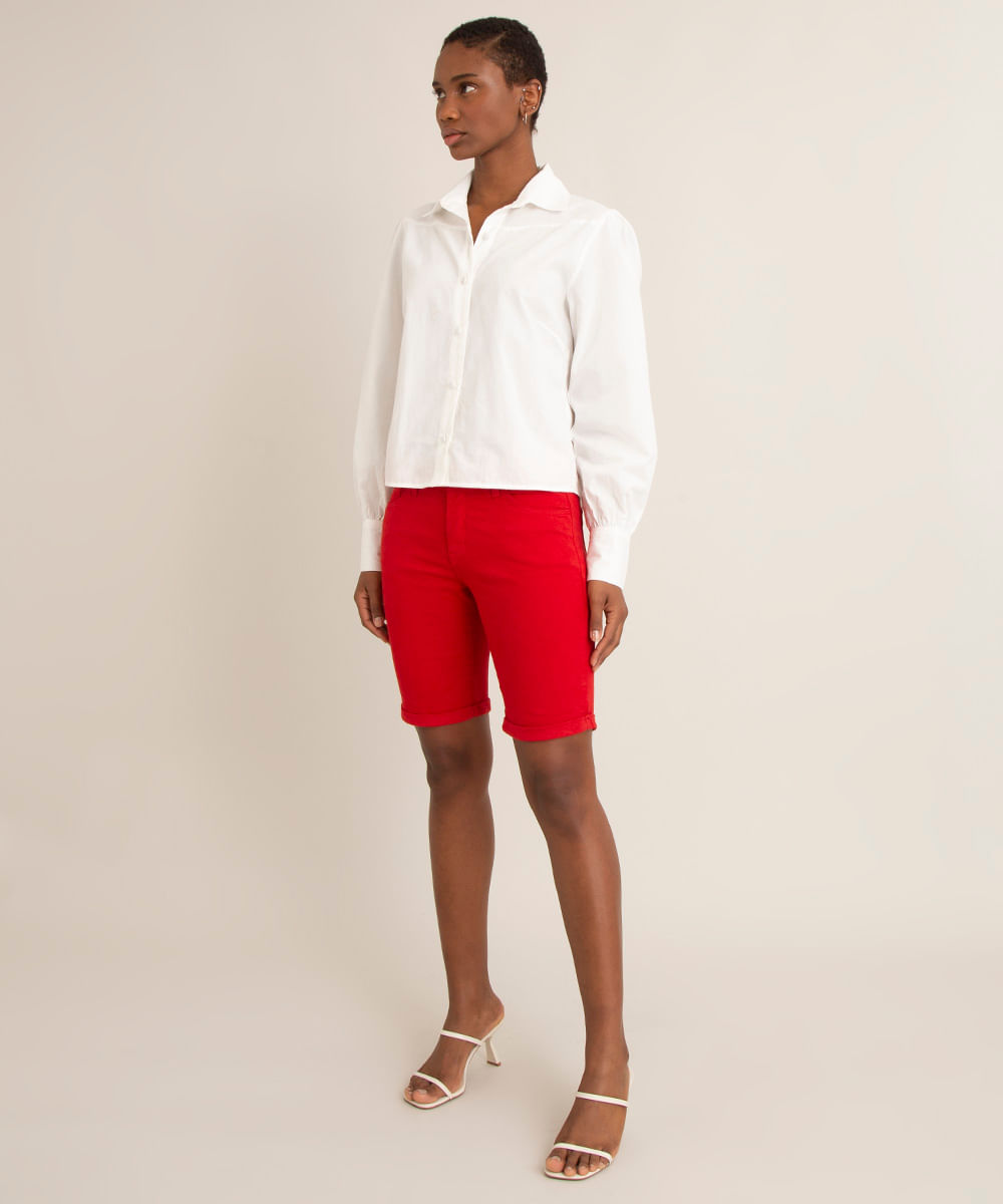 bermuda de sarja com barra dobrada vermelho