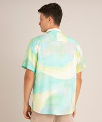 Camisa de Viscose Manga Curta Estampada Multicor costas