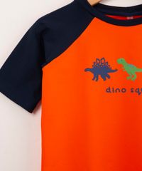 camiseta-raglan-de-praia--dino-squad--manga-curta-com-protecao-uv50--laranja-1007511-Laranja_4