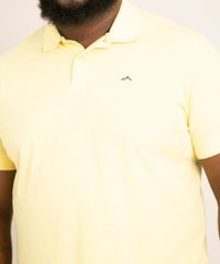 Polo-de-Piquet-Plus-Size-Basica-com-Bordado-Manga-Curta-amarela-9960839-Amarelo_4