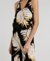 Macacao-Feminino-Pantacourt-Decote-V-Estampado-de-Folhagem-Preto-9289610-Preto_4