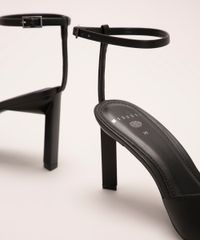 scarpin-bico-fino-salto-medio-estampado-animal-print-mindset-preto-1020226-Preto_6