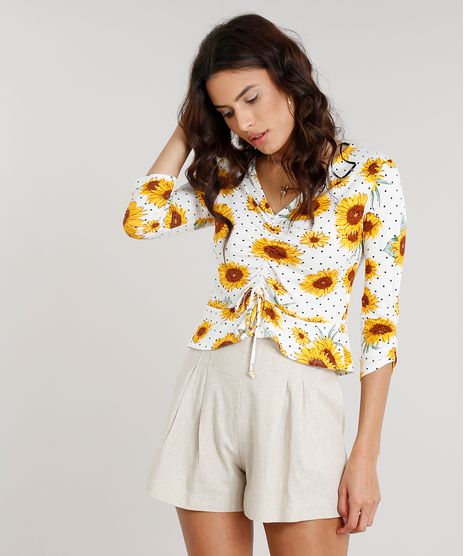 Blusa-Feminina-Cropped-Estampada-de-Girassol-com-Babado-Manga-Curta-Decote-V--Off-White-9302544-Off_White_1