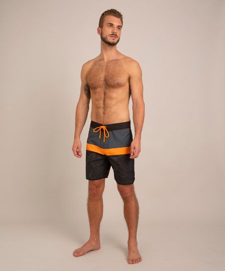 bermuda-surf-estampada-listrada-com-ondas-e-bolso-ziper-canal-off-preto-1003297-Preto_1 bermuda-surf-estampada-listrada-com-ondas-e-bolso-ziper-canal-off-preto-1003297-Preto_1