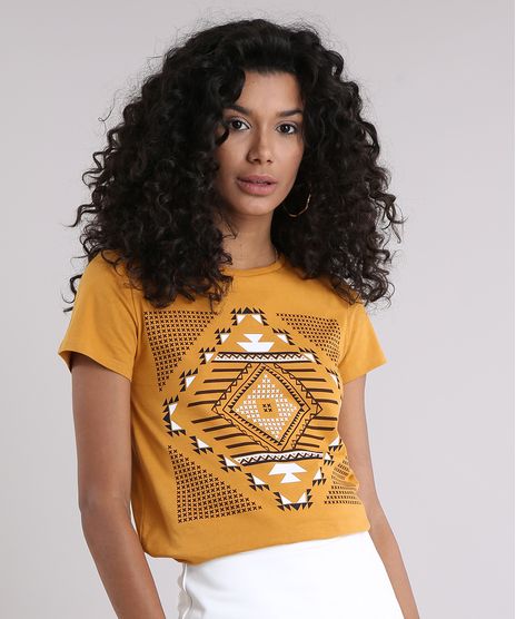 Blusa-Feminina-com-Estampa-Etnica-Manga-Curta-Decote-Redondo-Mostarda-9250291-Mostarda_1