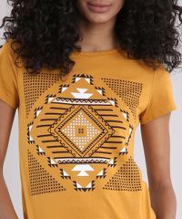 Blusa-Feminina-com-Estampa-Etnica-Manga-Curta-Decote-Redondo-Mostarda-9250291-Mostarda_4