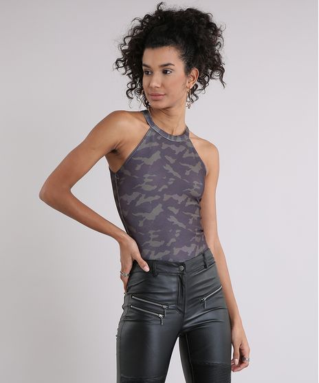 Regata-Feminina-Halter-Neck-Cropped-Estampada-Camuflada-com-Alcas-Finas--Verde-Militar-9251383-Verde_Militar_1